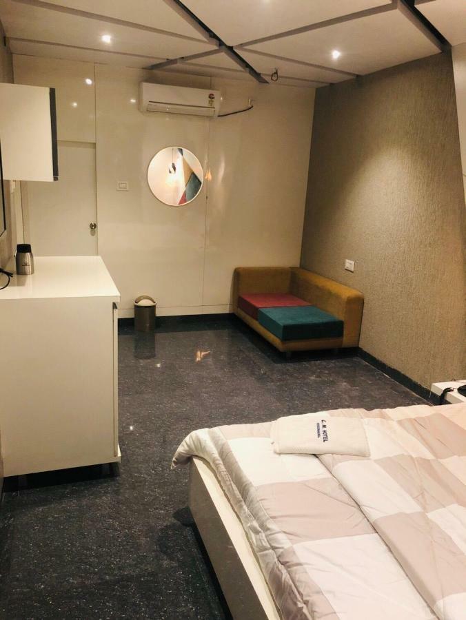 C.M. Hotel Pennagaram Экстерьер фото